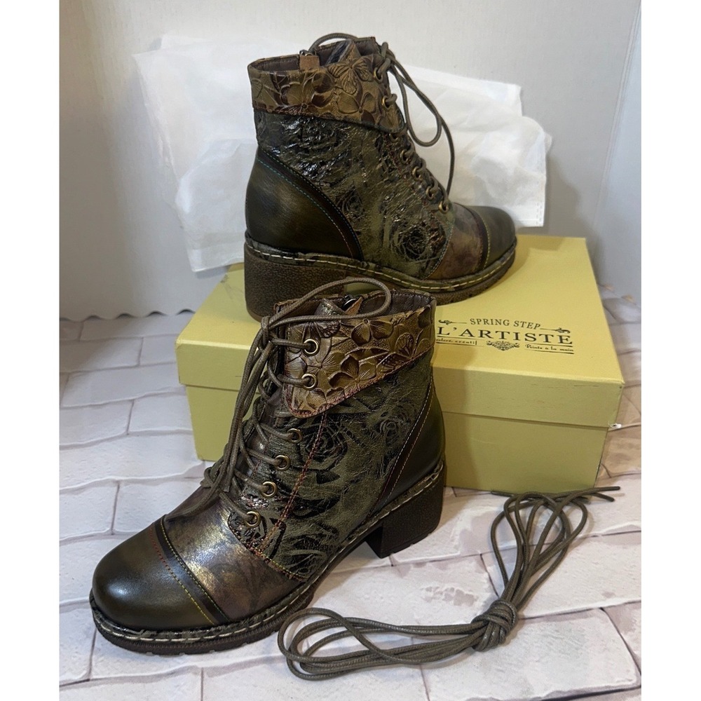 L'Artiste Spring Step Fallinluv Olive Multi Floral Leather Ankle Boots 35 NEW